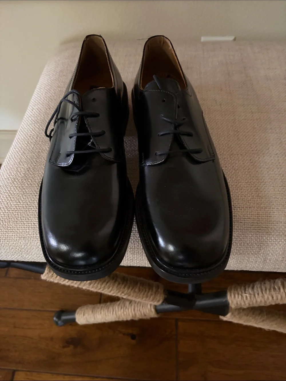 Bass Classic Black Men’s Leather Lace-Up Dress Shoes Size 10.5. New